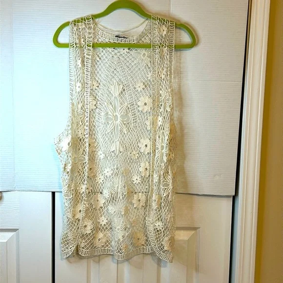 Crochet fairy core vest rounded front women’s size medium - Picture 1 of 7